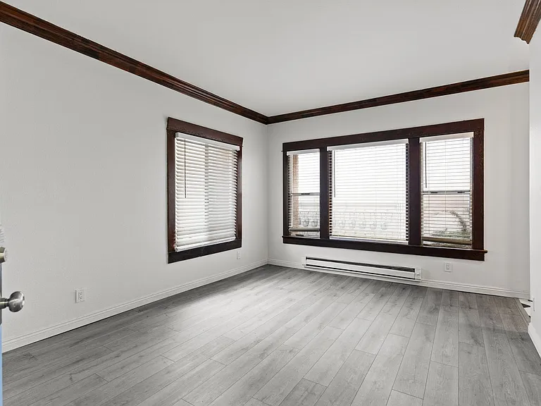 330 Cedar Avenue — Photo 31