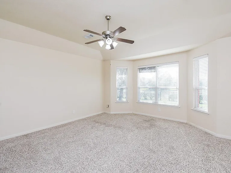 6203 Ledger Ln — Photo 18
