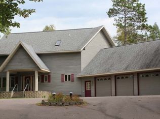 4950 Royalwood Ln, Rhinelander, WI 54501