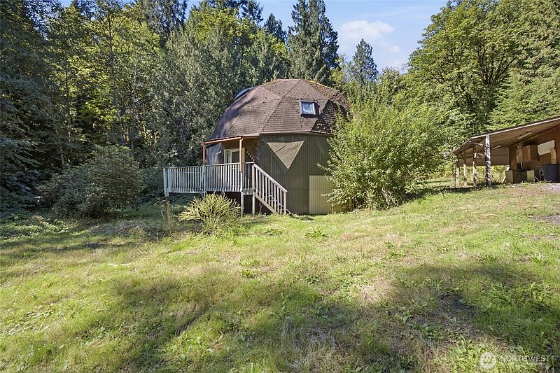 4th image of 12932 231st Avenue SE