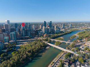 910 S 5th Ave SW #802, Calgary, AB T2P 0C3