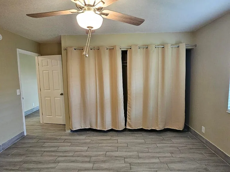 4859 Orleans Ct — Photo 20