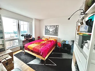 Rented by Addison Property Group