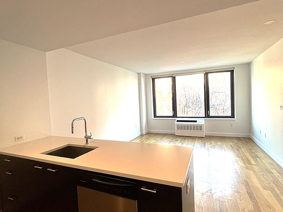 5th image of 316 Bergen St #607