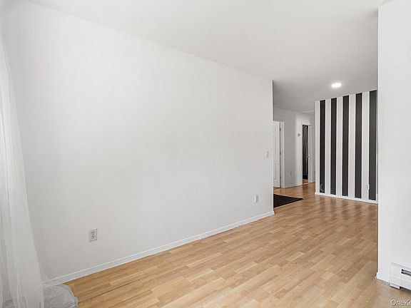 5th image of 10 Clifton Place