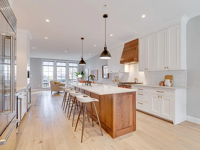 467 M St NW #1A — Photo 32