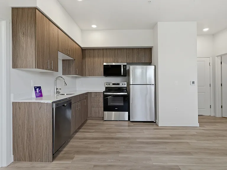 Evergreen Peak Apartments — Photo 49