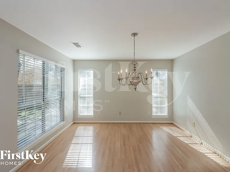 160 W Golden Arrow Cir — Photo 6