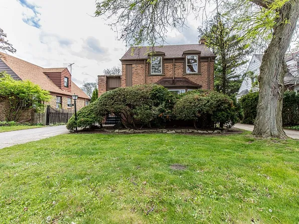 1013 Devon Ave, Park Ridge, IL 60068