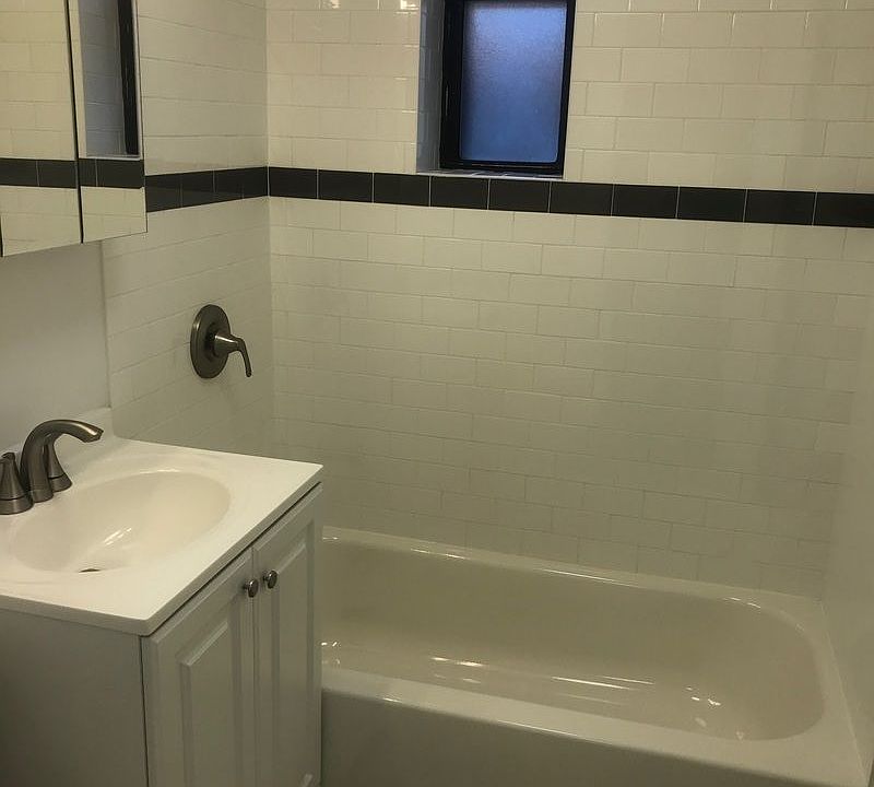1st image of 14210 Hoover Ave #2
