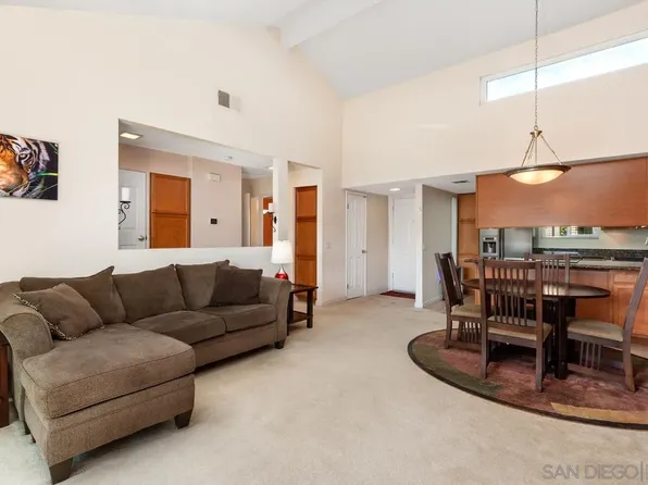 300 Roanoke Rd APT 15, El Cajon, CA 92020