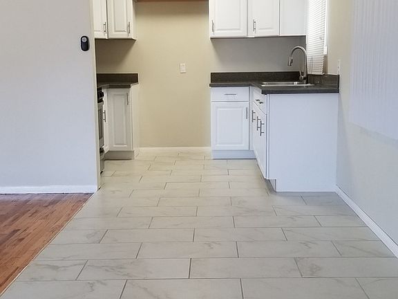 5th image of 7027 Fulton Ave APT 1