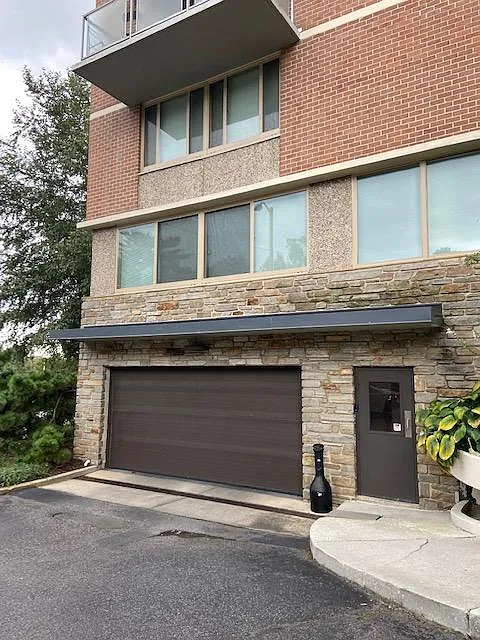 2 bed, 1152 sqft, $2,400 — Photo 2