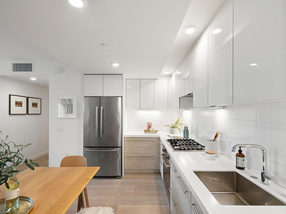 1st image of 555 Fulton St #105B