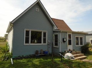 529 S 8th St, Estherville, IA 51334