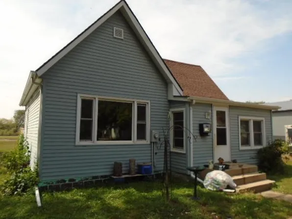 529 S 8th St, Estherville, IA 51334