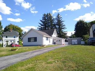 195 Stonewood Ave, Rochester, NY 14616