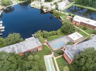 4805 Alt 19 APT 715, Palm Harbor, FL 34683