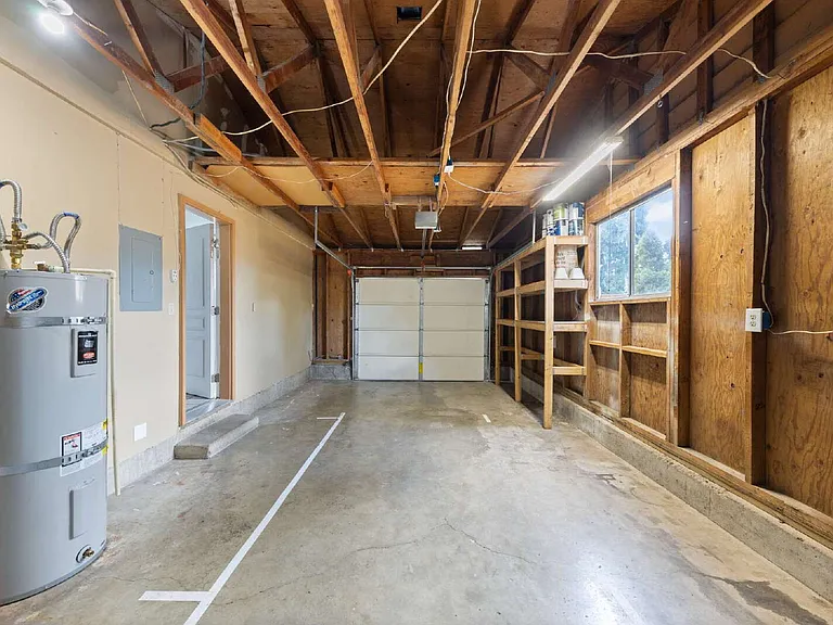 1270 N Adams St — Photo 20