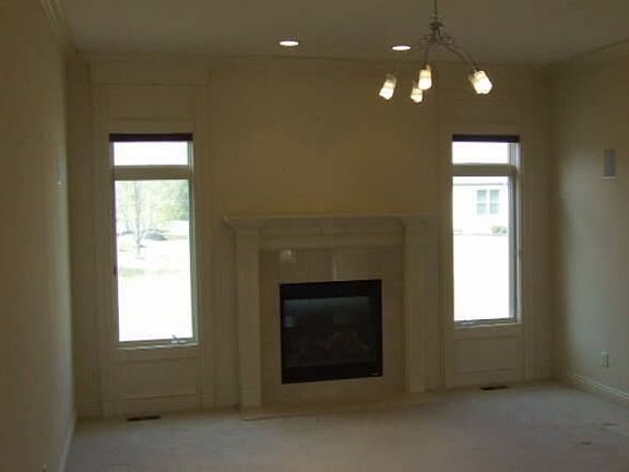 5th image of 6948 Regency Dr