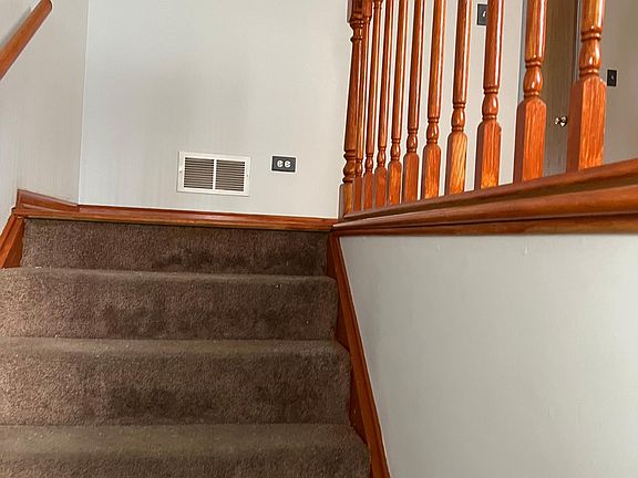 2nd image of 7548 W 62nd Pl #2