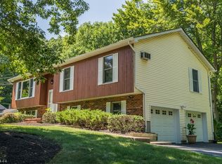 4 Janel Dr, Vernon, NJ 07462