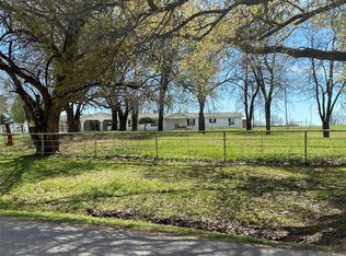 594 W Main St, Caney, OK 74533