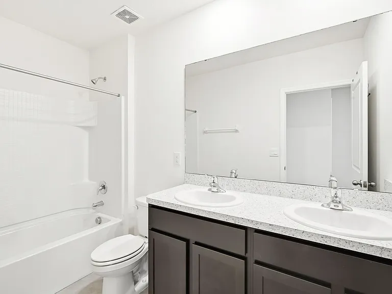 5635 Hollingworth Trl — Photo 17