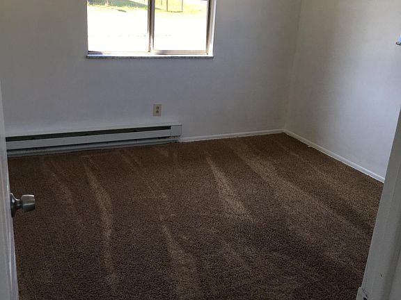 4th image of 4400 Canton Ave