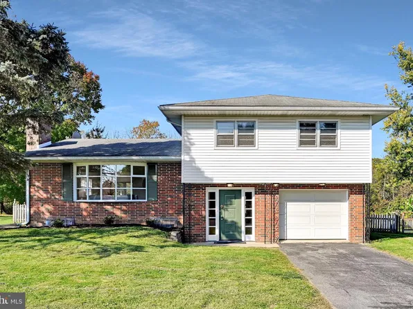 92 Victoria Ln, Lancaster, PA 17603