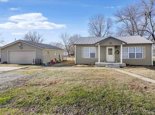 301 S Hall St, Adair, OK 74330
