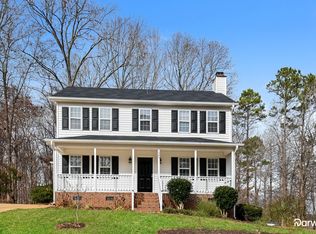 1542 Middle Ridge Dr, Willow Spring, NC 27592