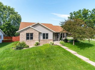102 Dell Ave, La Crescent, MN 55947