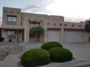 10909 Farola Dr NW, Albuquerque, NM 87114