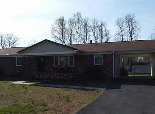 2608 Liverman Dr, North Prince George, VA 23860