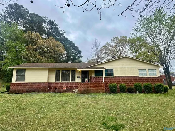 2115 Lynn Rd NW, Huntsville, AL 35810