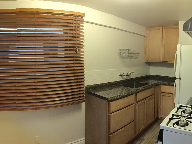 52 N Allen Ave #1 — Photo 3