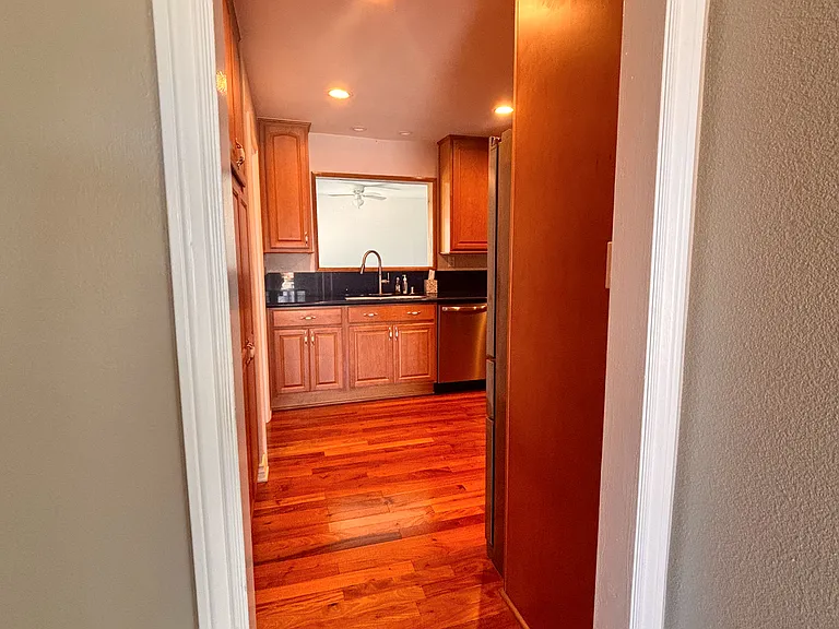 16542 Fountain Ln — Photo 8