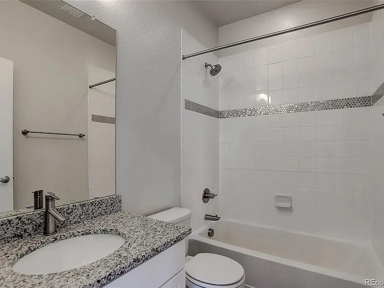 15246 W 93rd Ave — Photo 4