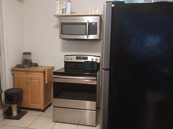 2nd image of 721 E Seminole Ave APT 2
