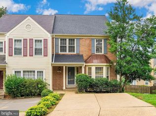 7381 Hidden Knolls Ct, Springfield, VA 22153
