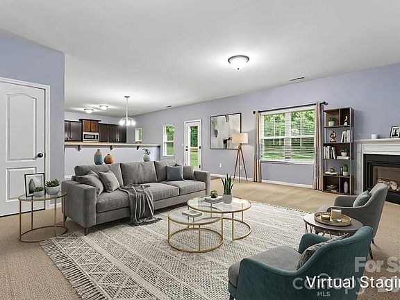 3rd image of 8402 Bampton Dr