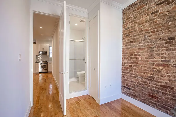 Rented by Nooklyn NYC LLC | media 14