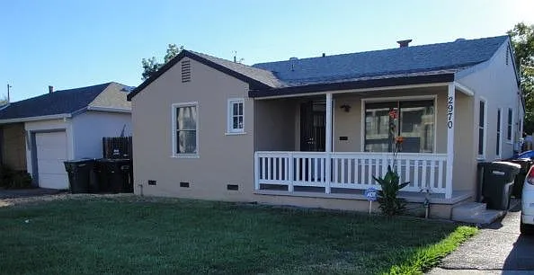 2970 65th St photo 1
