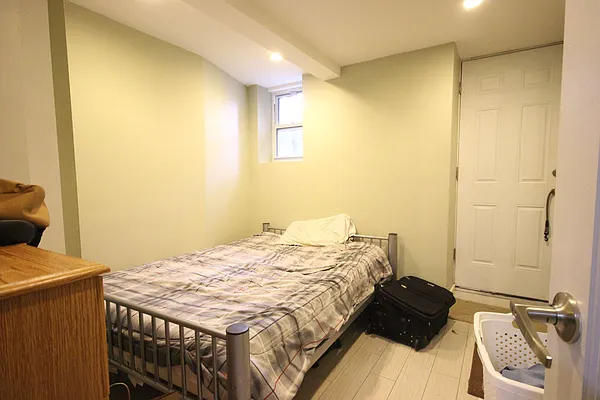 Rented by HSK Group Inc | media 12