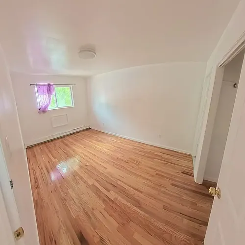 137-42 Geranium Ave #2 Photo 1