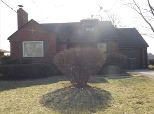 1458 Princeton Dr, Dayton, OH 45406