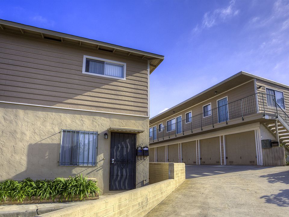 1st image of 2009 Thomas Ave #1