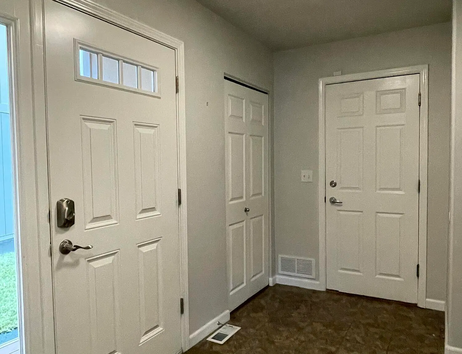 2 bed, 2.0 bath, 1443 sqft, $2,700 — Photo 3