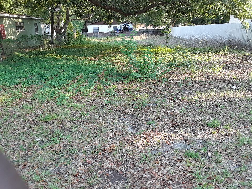 1st image of 4009 E Miller Ave
